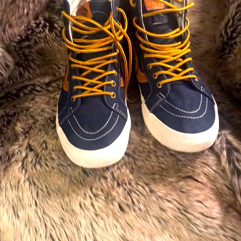 Men’s size 12 Hi Top Vans